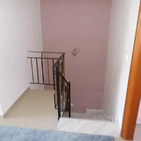 χρυσανθέμων 5 Daire *